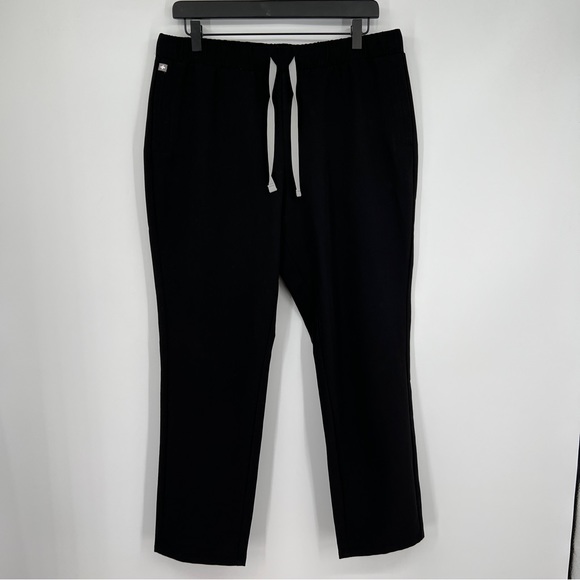Figs Pants - Figs Black Technical Collection Zamora Tie Cropped Ankle Jogger Scrub Pants